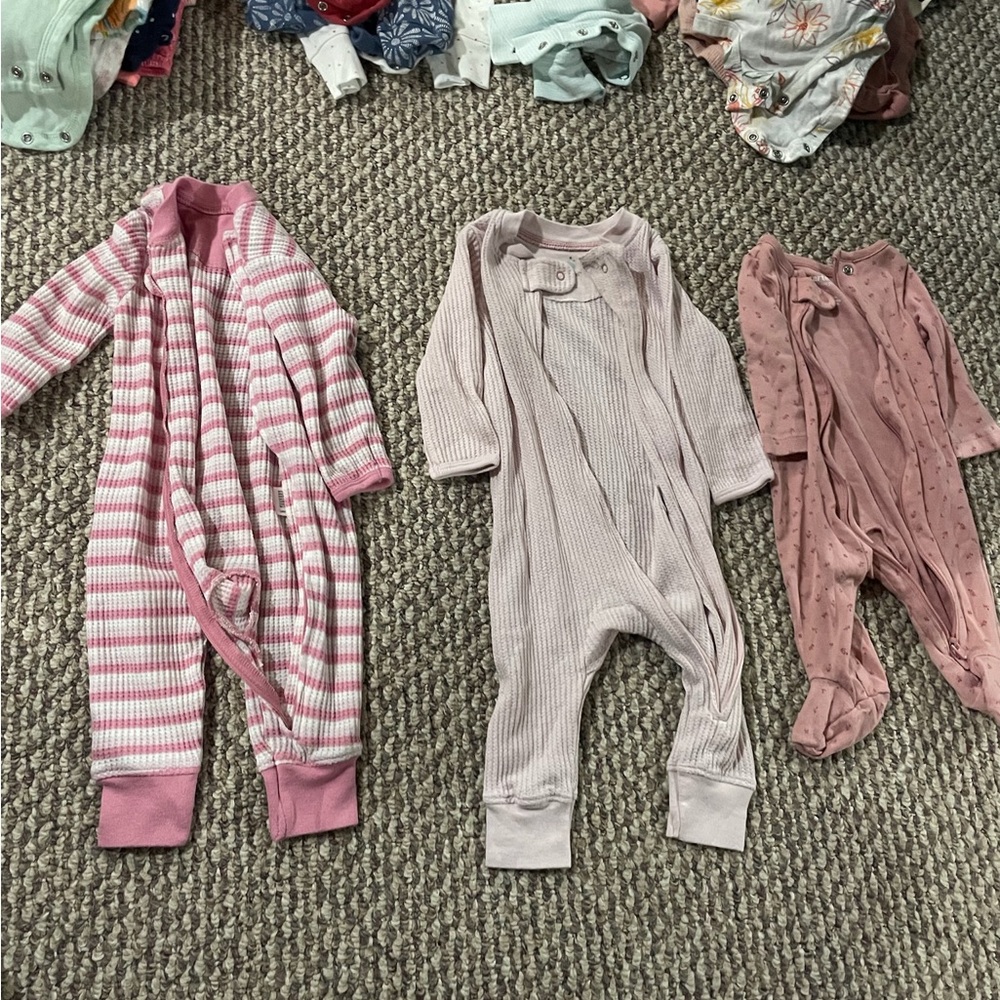 3 pairs girls pajamas 3-6M